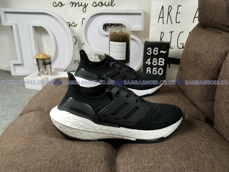 Adidas UltraBoost 22 Black White - Core Black/Core Black/Cloud White - GX3062 Classic Running Shoes Buy Online Adidas UltraBoost 22 Black White - Core Black/Core Black/Cloud White - GX3062 Classic Running Shoes Buy Online
